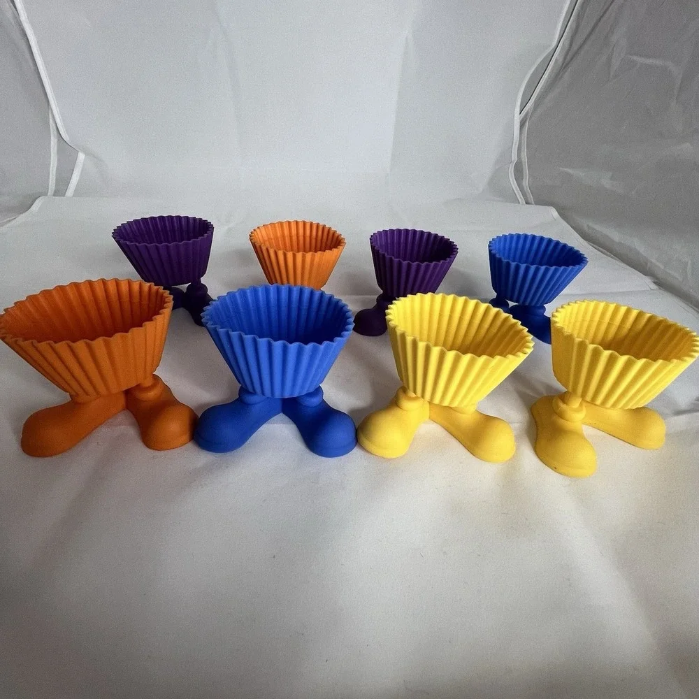 Reusable Silicone Cupcake Liners Set of 8 Freestanding Muffin Cups No Pan Needed